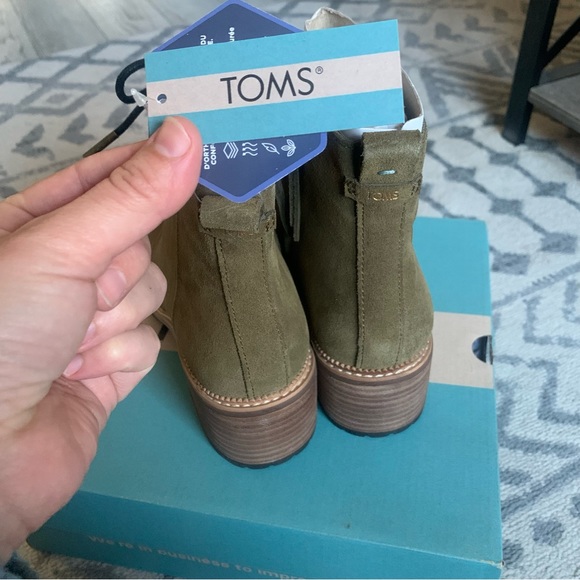 • NWT! [Toms] Finn Lace-Up Booties • - Picture 5 of 12